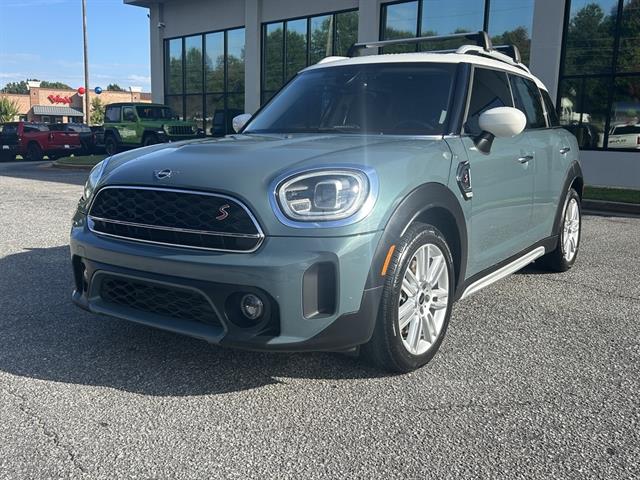 2022 MINI Countryman S's photo
