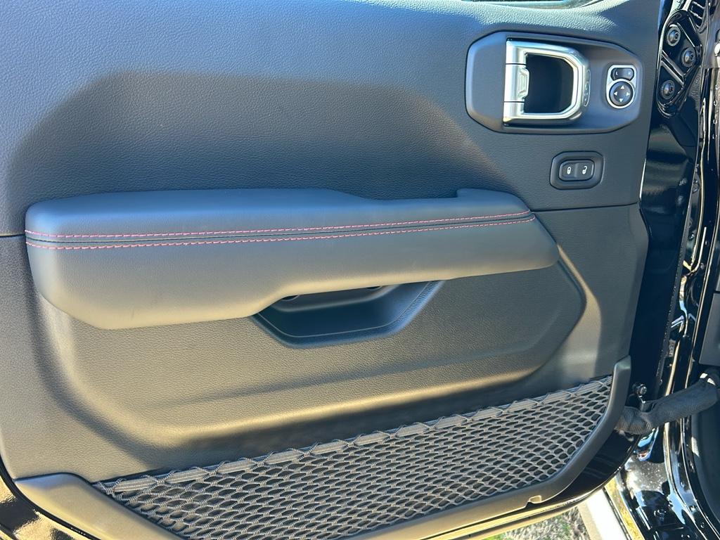 2025 Jeep Gladiator Rubicon - Photo 20