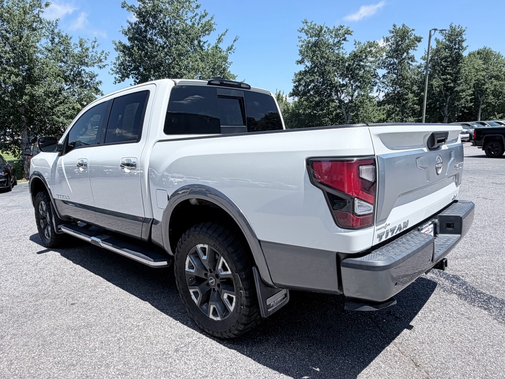 2023 Nissan Titan Platinum Reserve - Photo 7