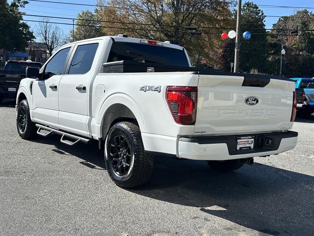 2025 Ford F-150 STX photo 4