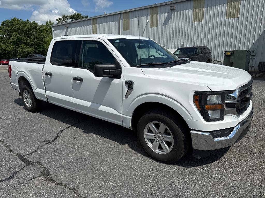 2023 Ford F-150 XLT photo 3