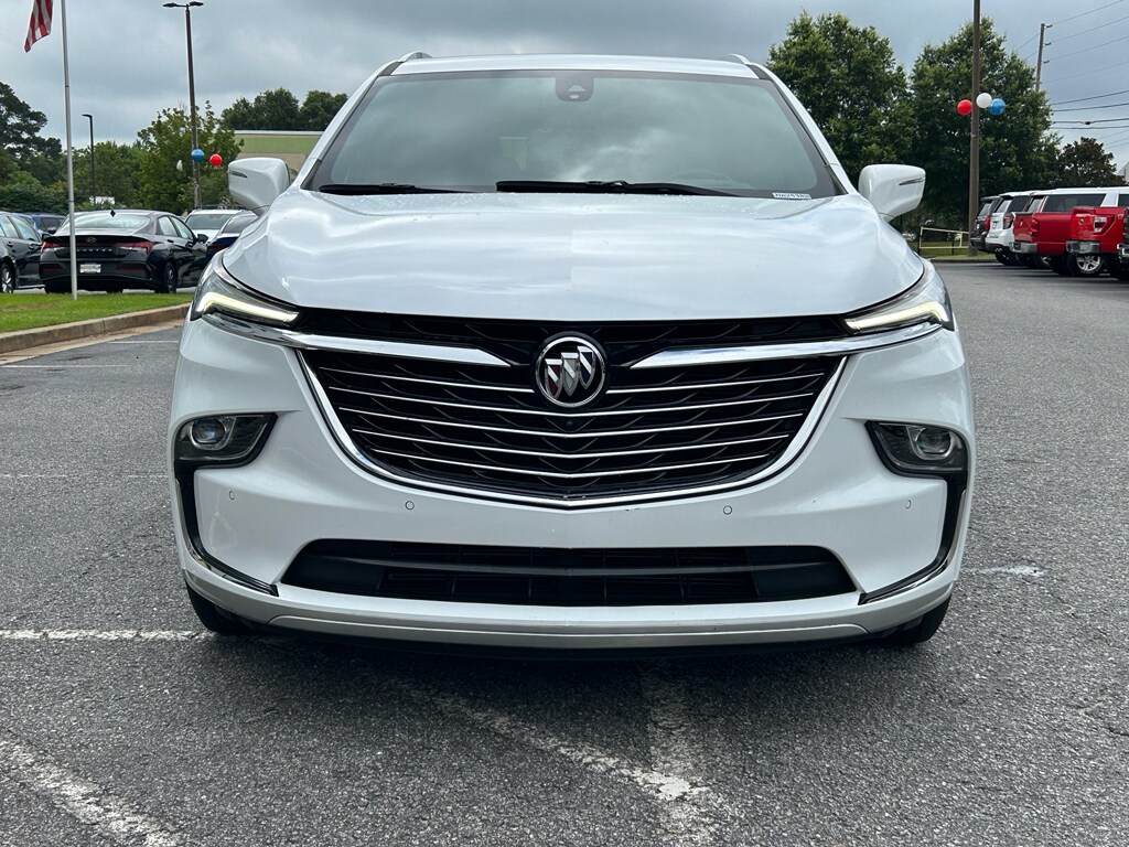 2024 Buick Enclave Premium photo 2