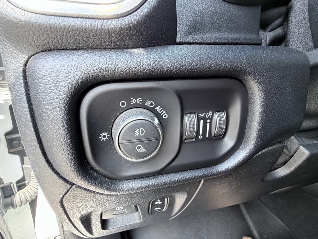 2021 RAM Ram 1500 Pickup Laramie - Photo 14