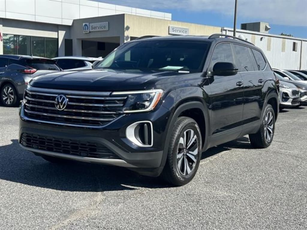 Used 2024 Volkswagen Atlas SE