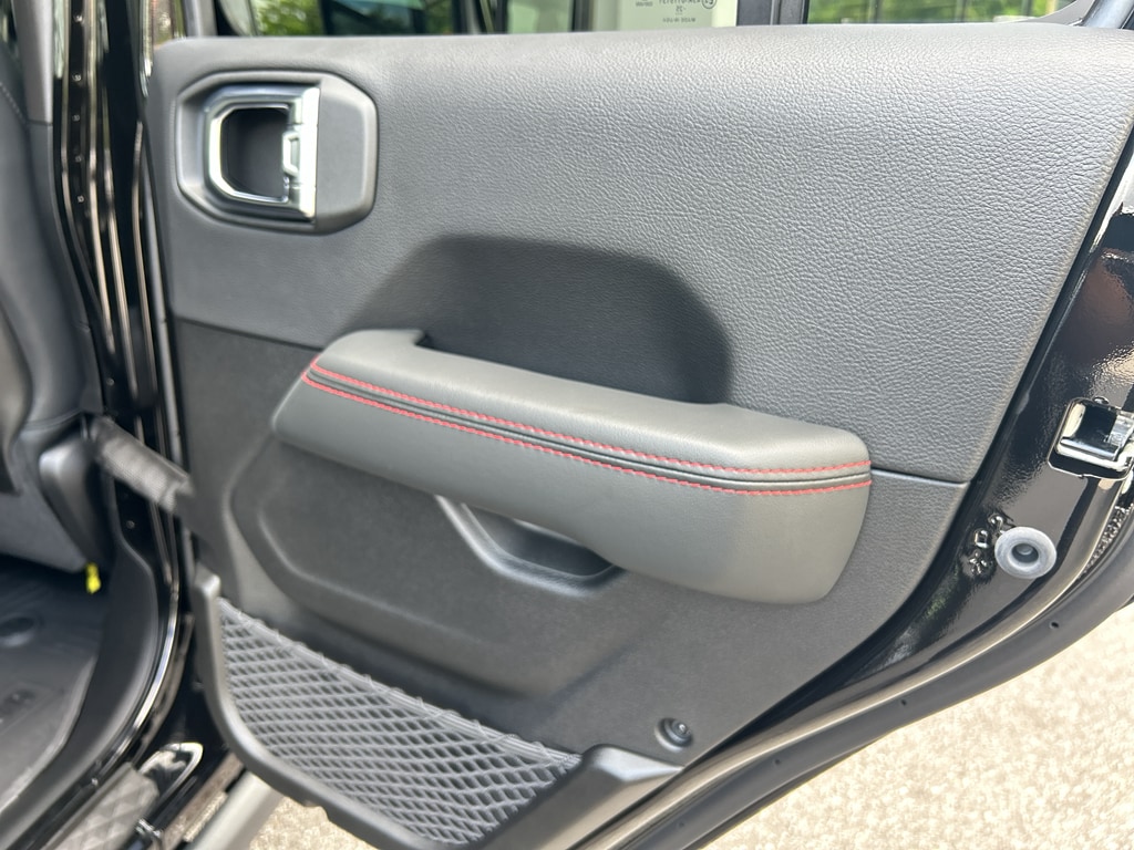 2025 Jeep Gladiator Rubicon - Photo 21