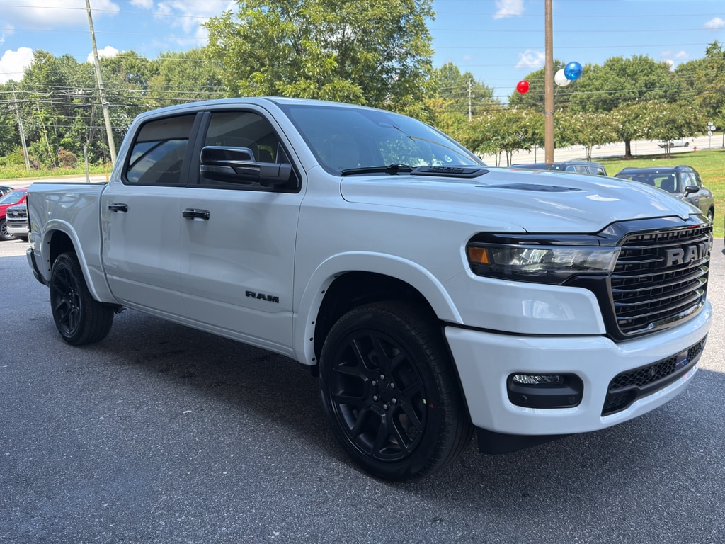 New 2026 Ram 1500 LARAMIE CREW CAB 4X4 5'7 BOX Pickup