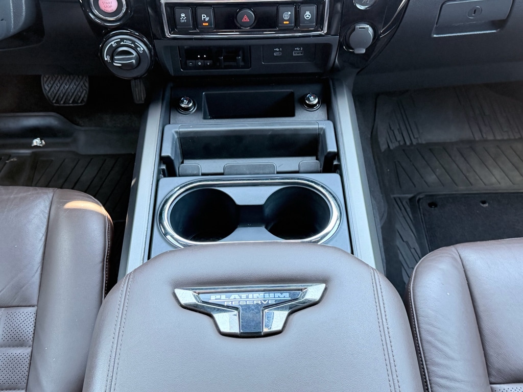 2023 Nissan Titan Platinum Reserve - Photo 19