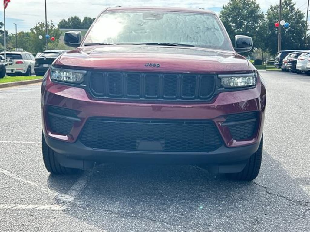 New 2025 Jeep Grand Cherokee ALTITUDE X 4X2 Sport Utility