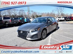 2025 Nissan Altima SV Sedan