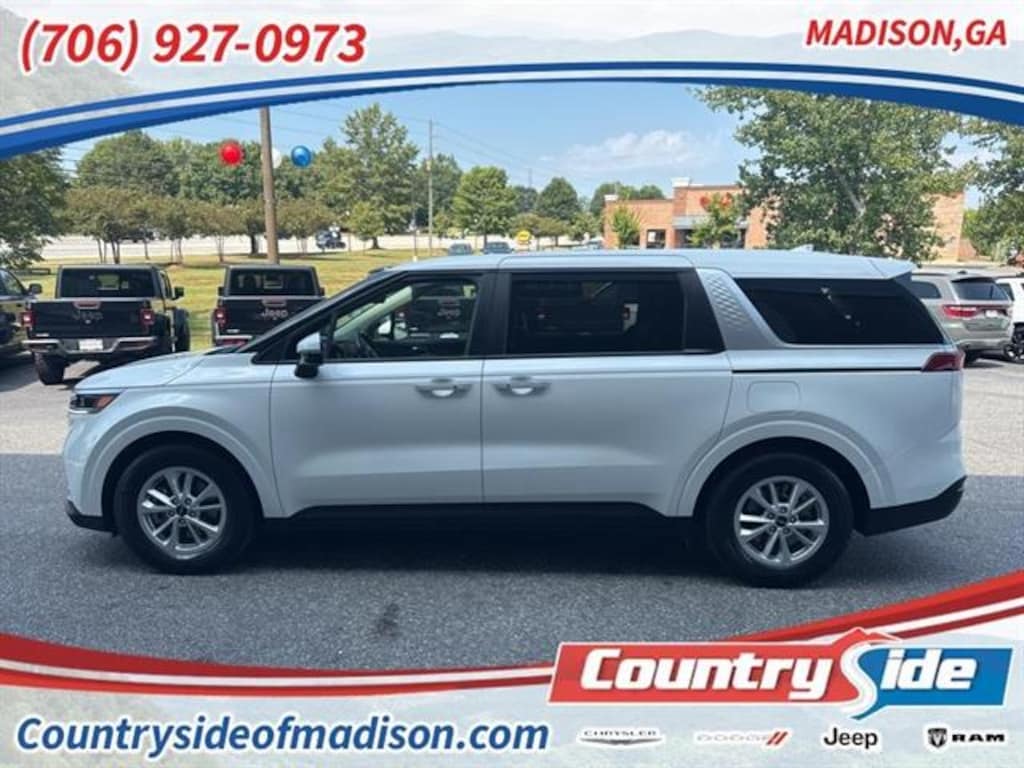 Used 2024 Kia Carnival LX