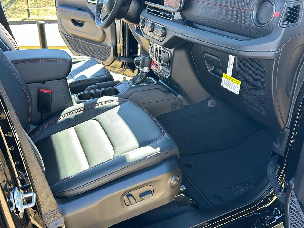 2025 Jeep Gladiator Rubicon - Photo 18