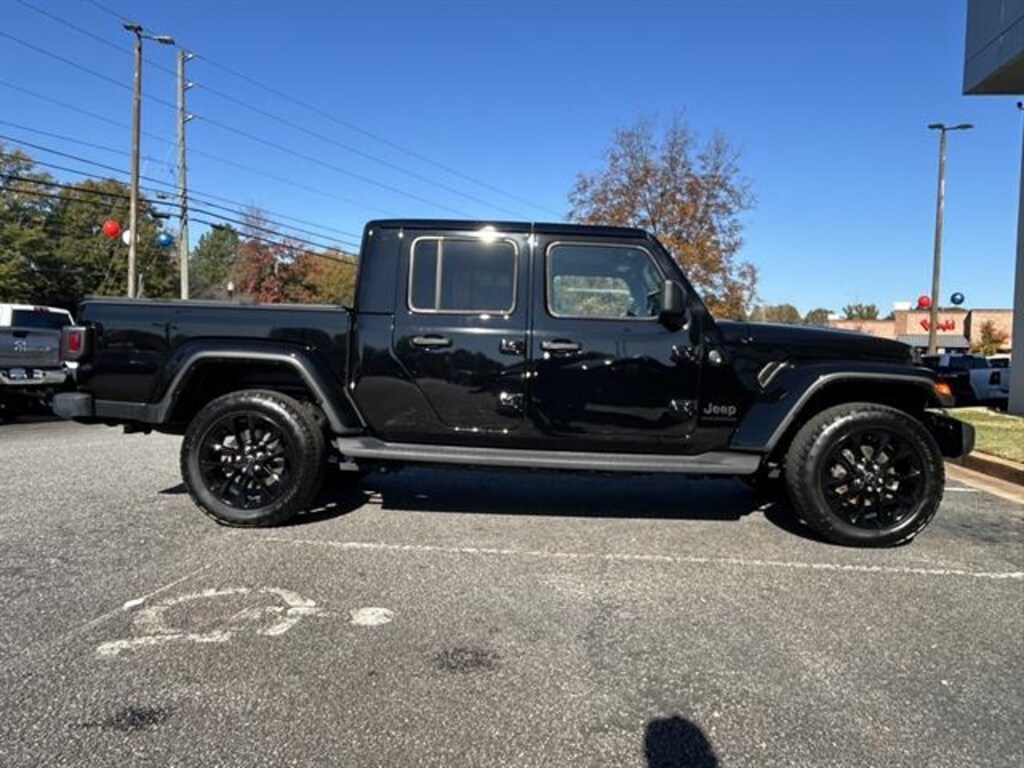 Used 2024 Jeep Gladiator Sport