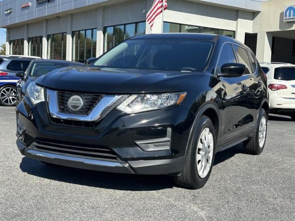 Used 2018 Nissan Rogue S