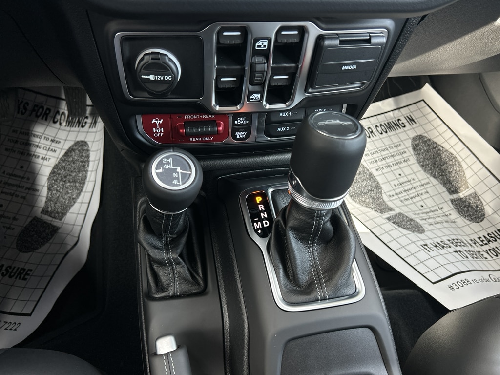 2025 Jeep Gladiator Rubicon - Photo 13