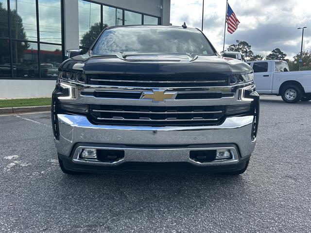 2022 Chevrolet Silverado 1500 LTZ photo 2
