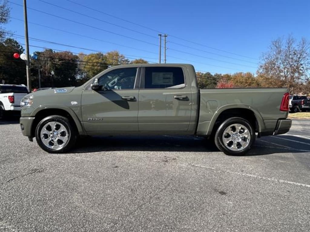 New 2026 Ram 1500 BIG HORN CREW CAB 4X4 5'7 BOX Pickup