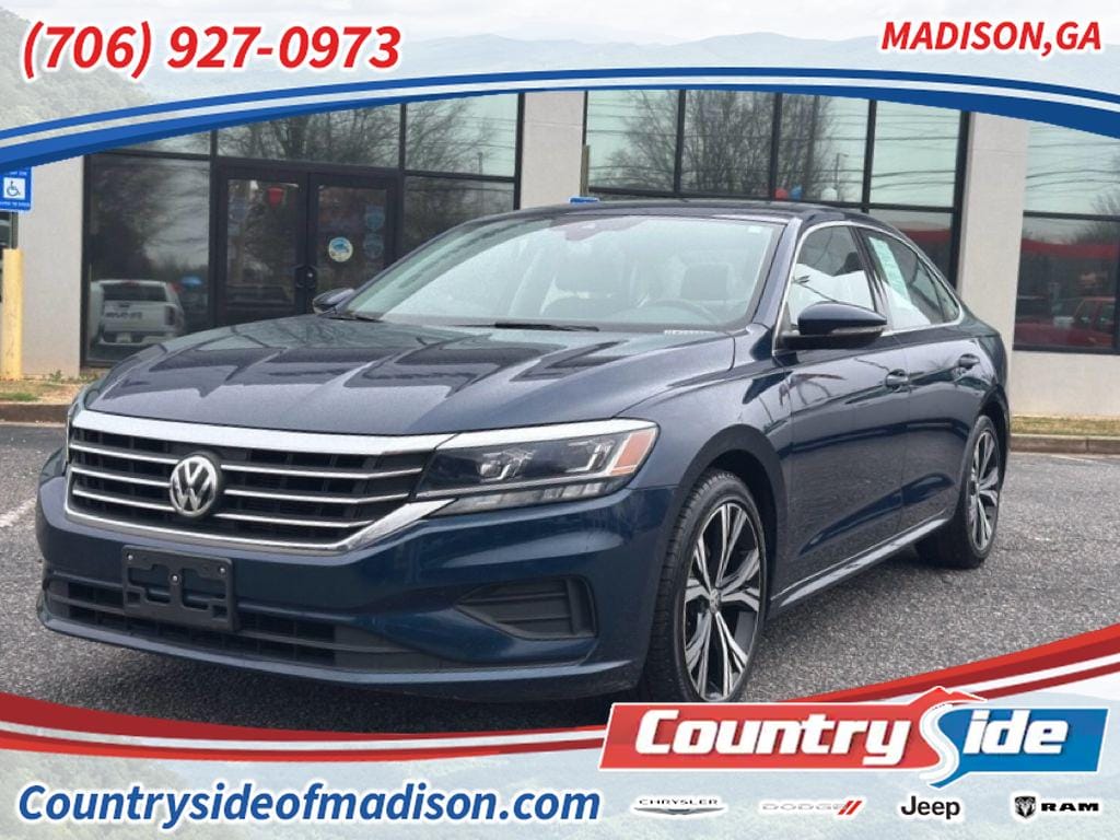 2022 Volkswagen Passat SE's photo