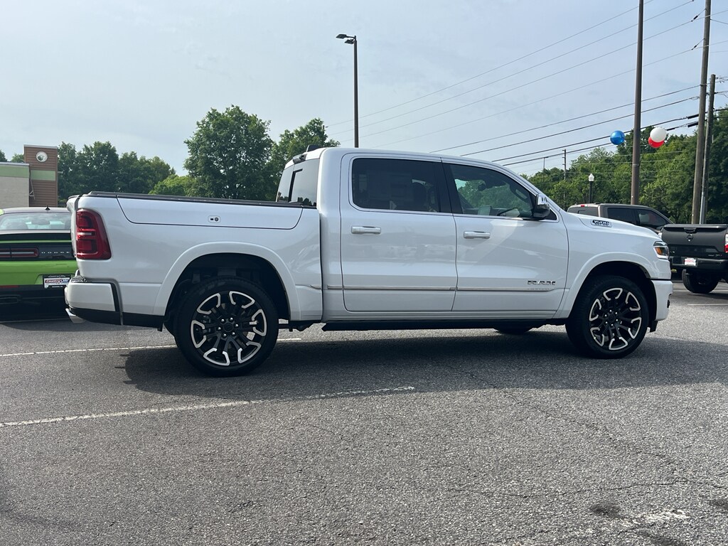 2025 Ram 1500 Limited photo 3
