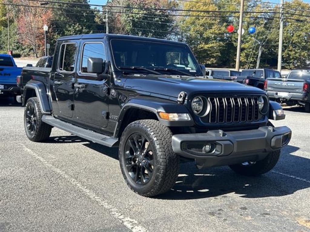 Used 2024 Jeep Gladiator Sport