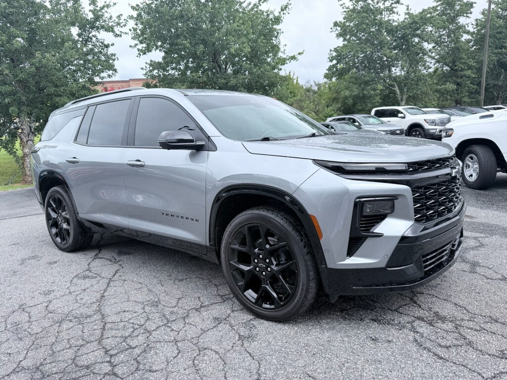 Used 2024 Chevrolet Traverse FWD RS Sport Utility
