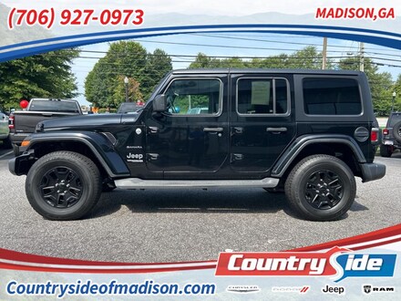 2019 Jeep Wrangler Sahara SUV