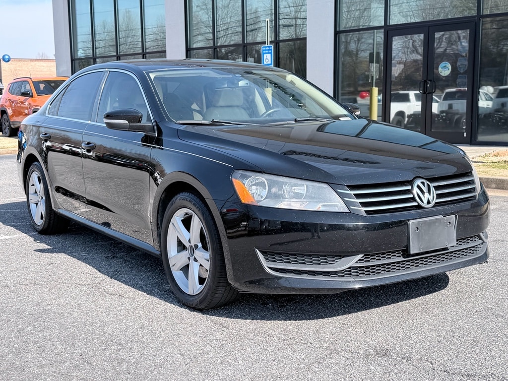 Used 2013 Volkswagen Passat SE with VIN 1VWBH7A33DC030324 for sale in Madison, GA
