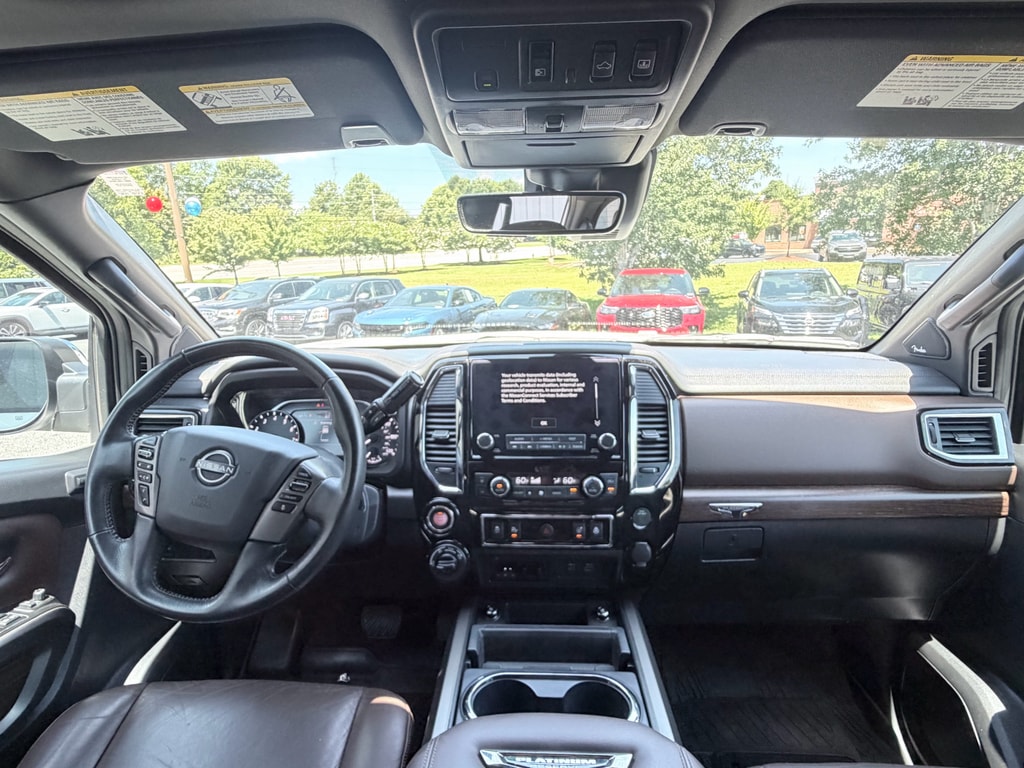 2023 Nissan Titan Platinum Reserve - Photo 11