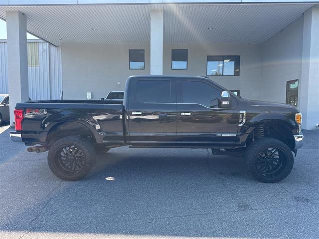 2017 Ford F-250 King Ranch photo 4