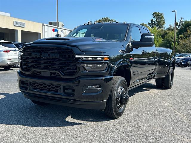 2025 RAM Ram 3500 Pickup Limited's photo