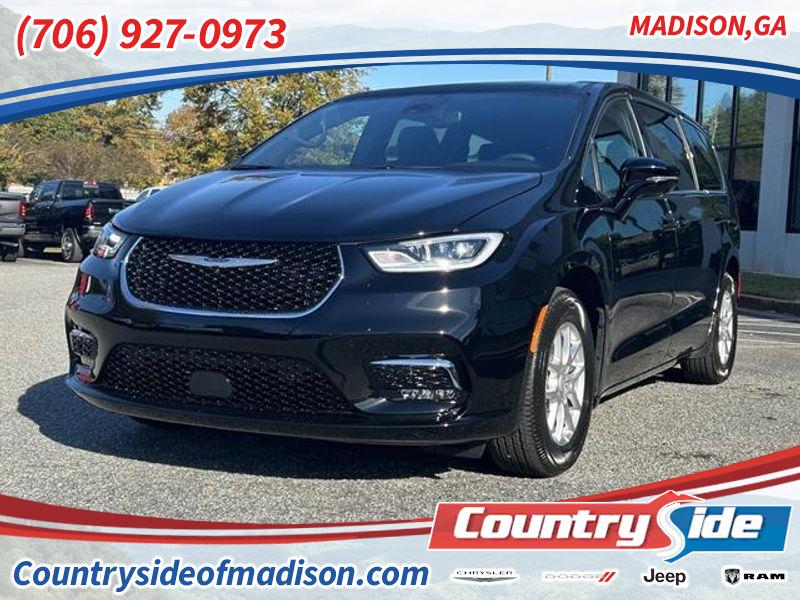 2026 Chrysler Pacifica SELECT Passenger Van