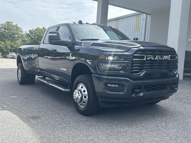 2026 Ram 3500 Big Horn photo 4