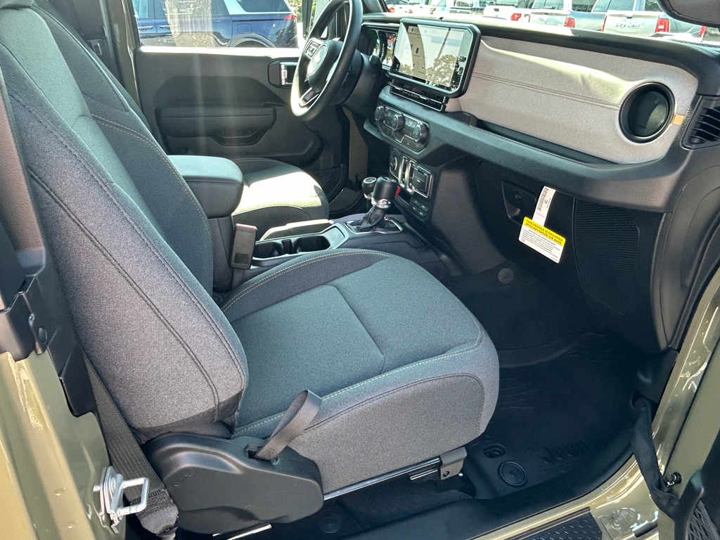 2025 Jeep Wrangler 2-Door Sport - Photo 17