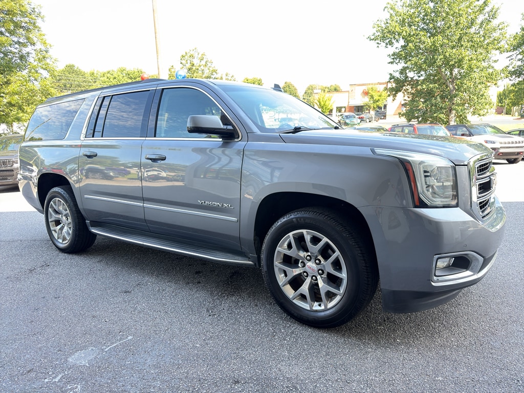 1GKS1GKC7JR218007