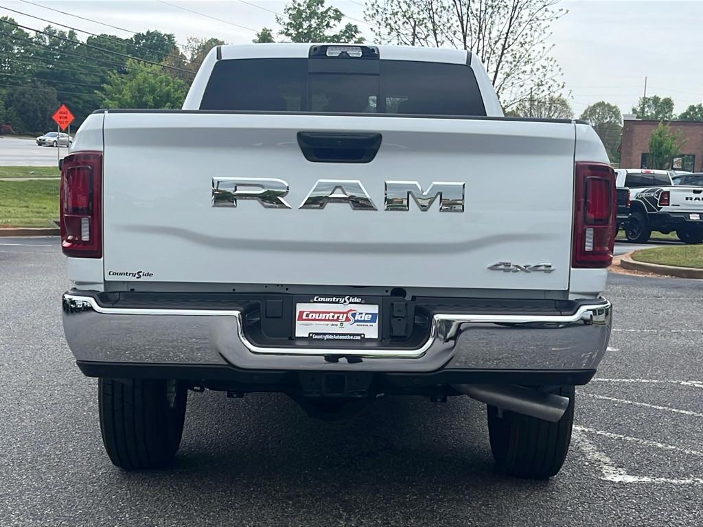 2025 RAM 2500 Tradesman - Photo 8