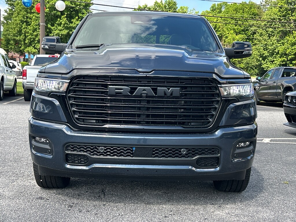 2025 Ram 1500 Laramie photo 2