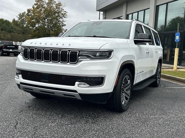 2023 Jeep Wagoneer L Series II's photo