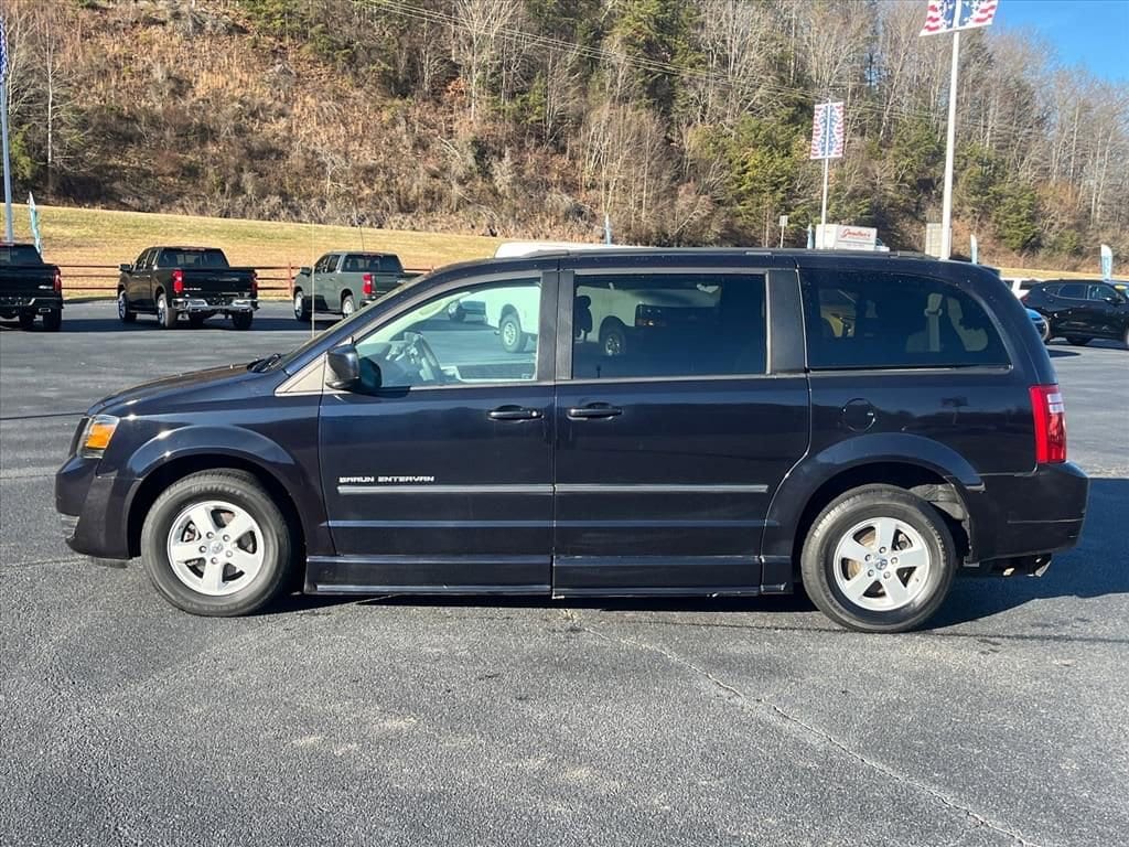 Used 2010 Dodge Grand Caravan SXT