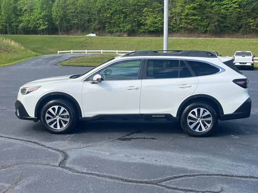 Used 2021 Subaru Outback Premium SUV