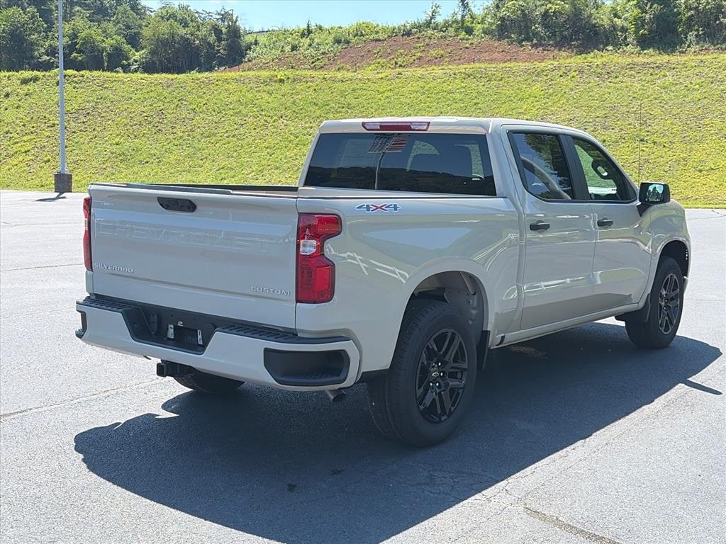 New 2026 Chevrolet Silverado 1500 Custom Truck