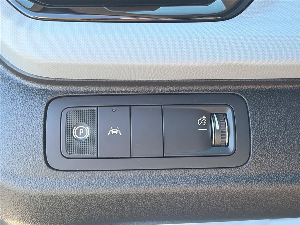 2027 Chevrolet Bolt LT - Photo 15