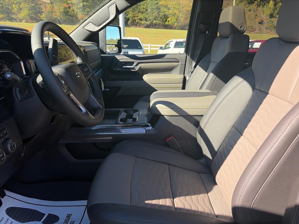 2026 Chevrolet Silverado 2500 HD ZR2 - Photo 27