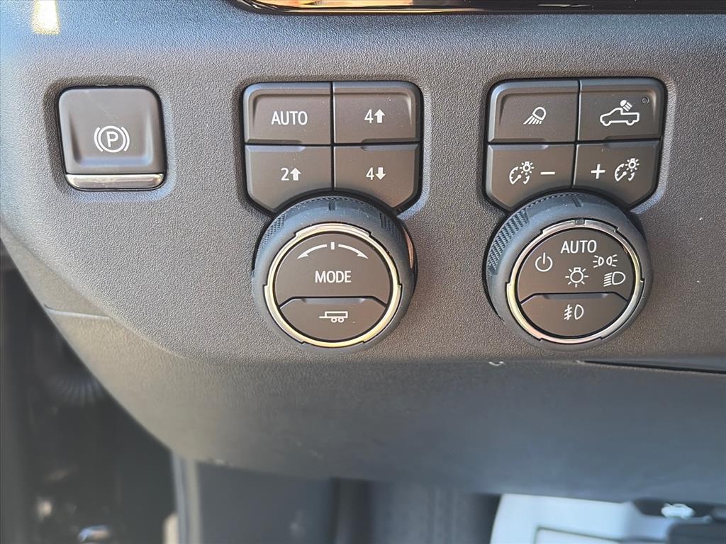 2026 Chevrolet Silverado 2500 HD ZR2 - Photo 18