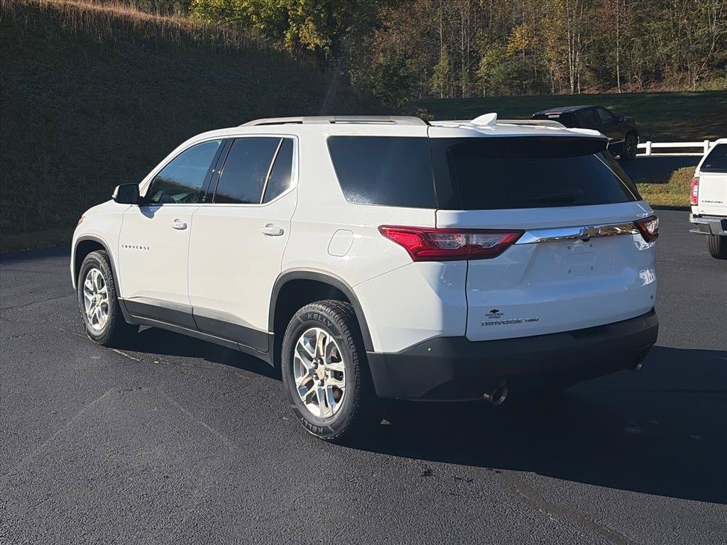 Used 2021 Chevrolet Traverse LT Cloth SUV