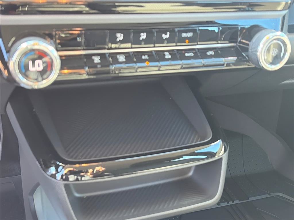 2027 Chevrolet Bolt LT - Photo 13