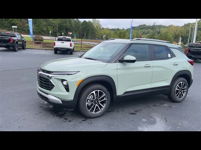 2026 Chevrolet Trailblazer LT photo 3