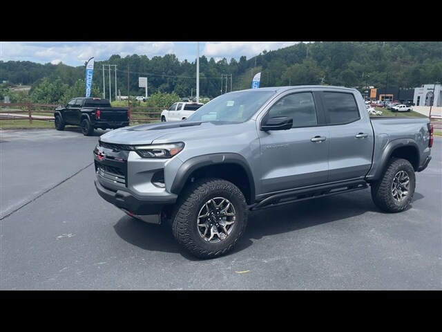2026 Chevrolet Colorado ZR2 photo 4