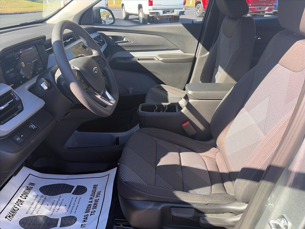 2027 Chevrolet Bolt LT - Photo 23