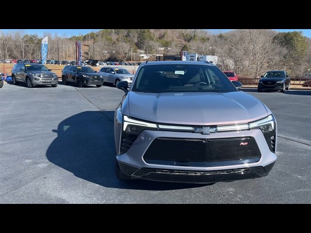 2024 Chevrolet Blazer EV RS photo 3