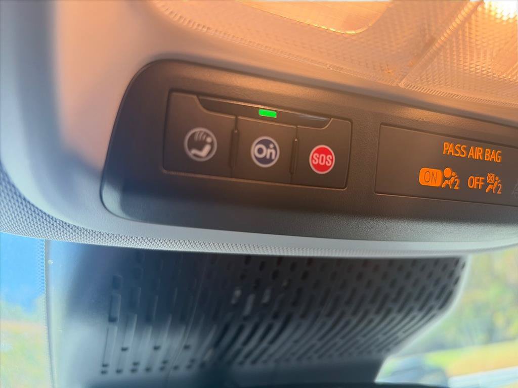 2027 Chevrolet Bolt LT - Photo 18