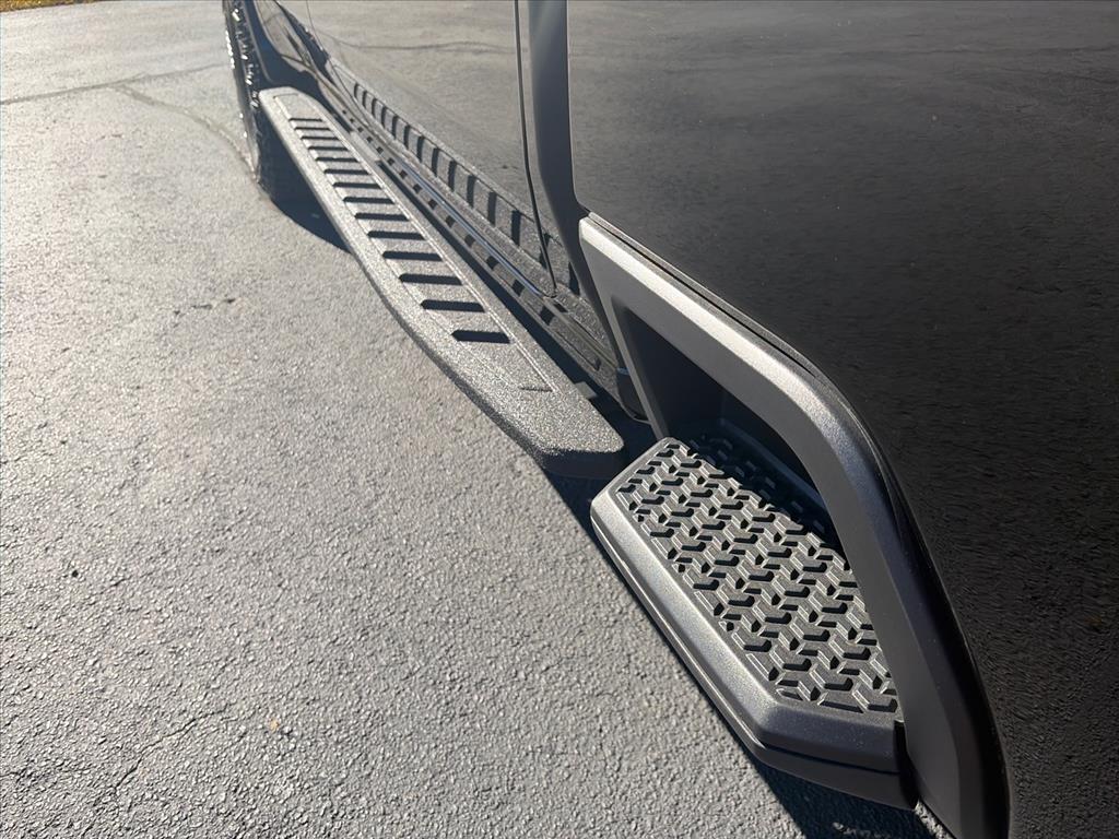 2026 Chevrolet Silverado 2500 HD ZR2 - Photo 30